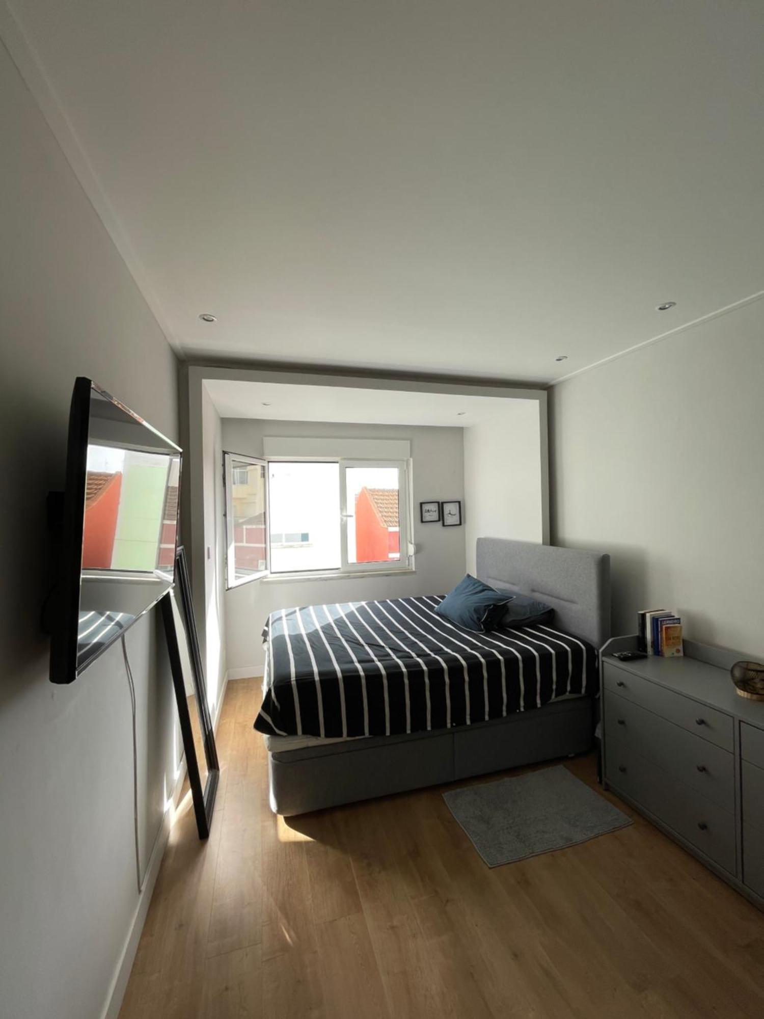 Quarto De Casal Close To Lisbon Flat Equipado Алмада Номер фото